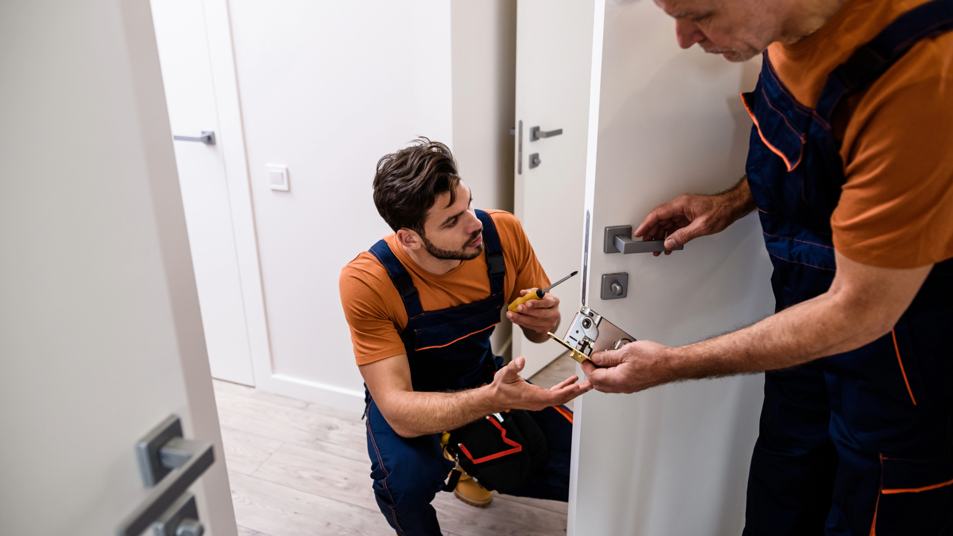 Professioneller Schlüsseldienst - Türöffnung